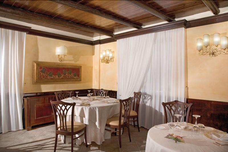 Hotel Palazzo Marzano Бриатико Екстериор снимка