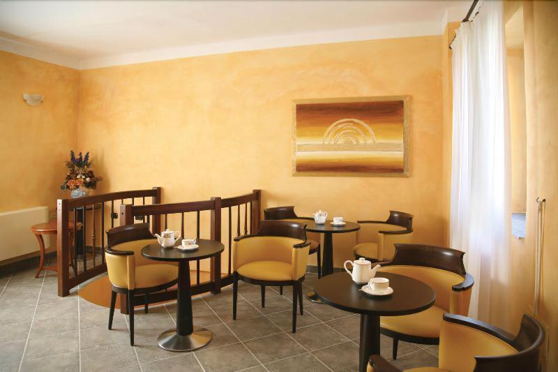Hotel Palazzo Marzano Бриатико Екстериор снимка