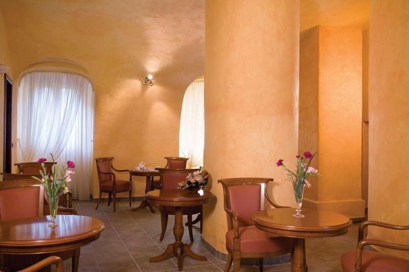 Hotel Palazzo Marzano Бриатико Екстериор снимка